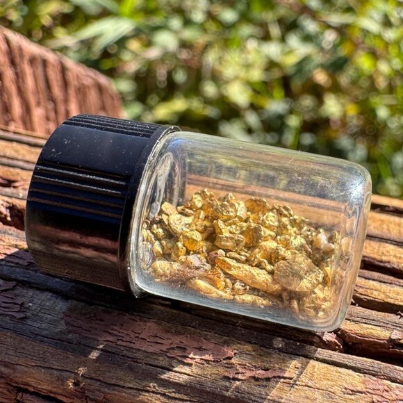 Gold Miners Personal Stash - California Gold Nuggets and Flakes in Jars 5 grams - Picture 2 of 9